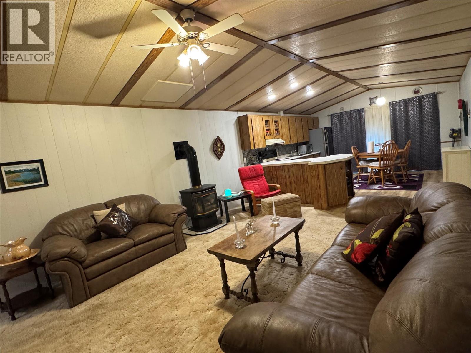 #3 746 Thompson Avenue - 8