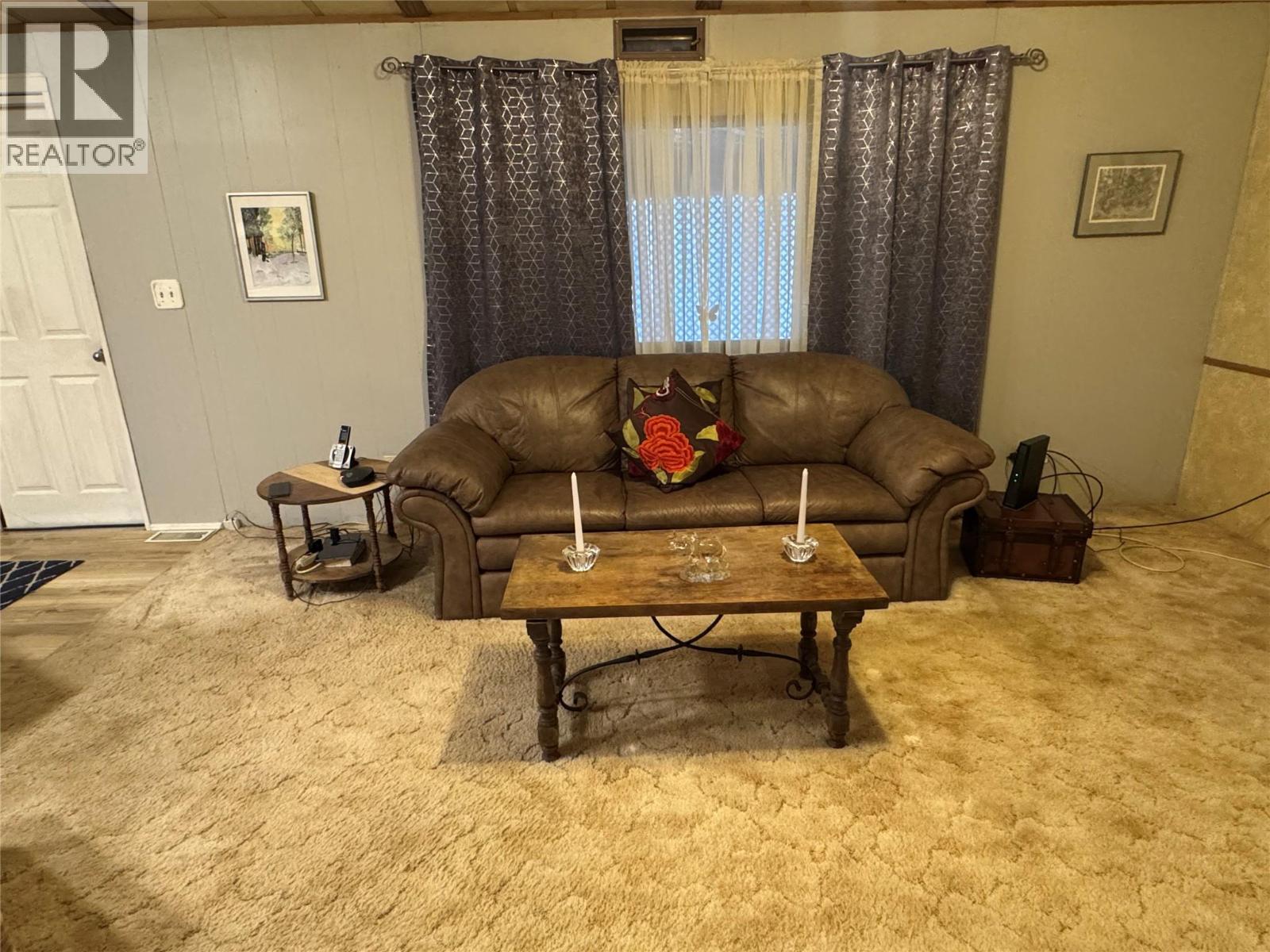 #3 746 Thompson Avenue - 10