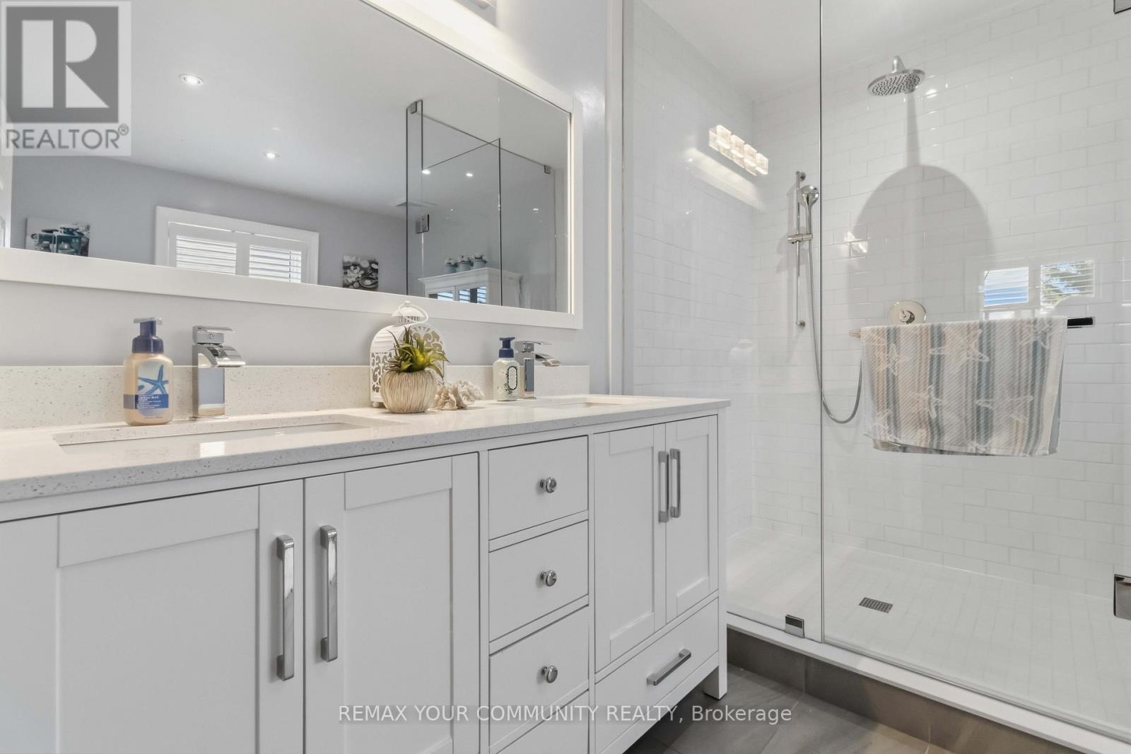 512 VAUGHAN MILLS ROAD - 15