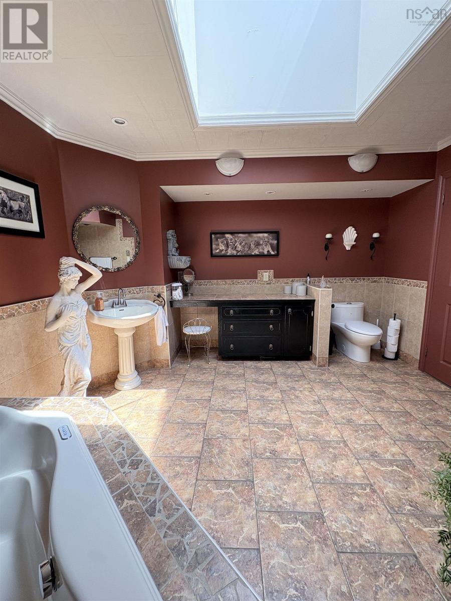 Property 22 of 34 of 675 GREENVILLE Road