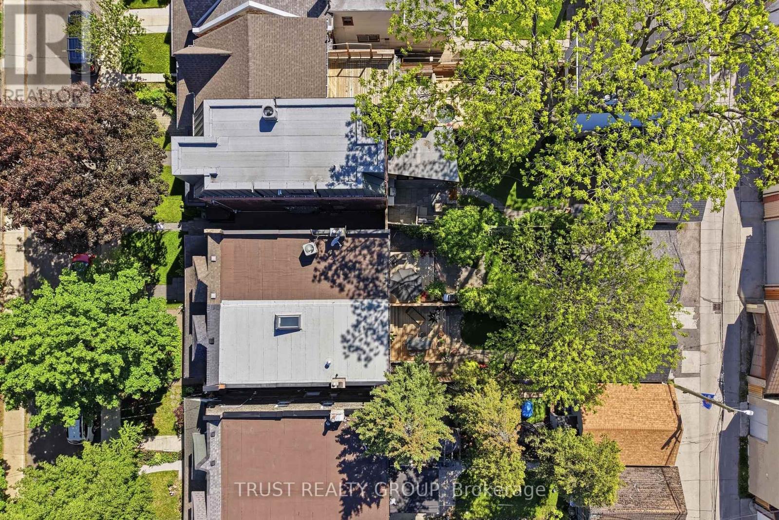 105 PEARSON AVENUE - 35