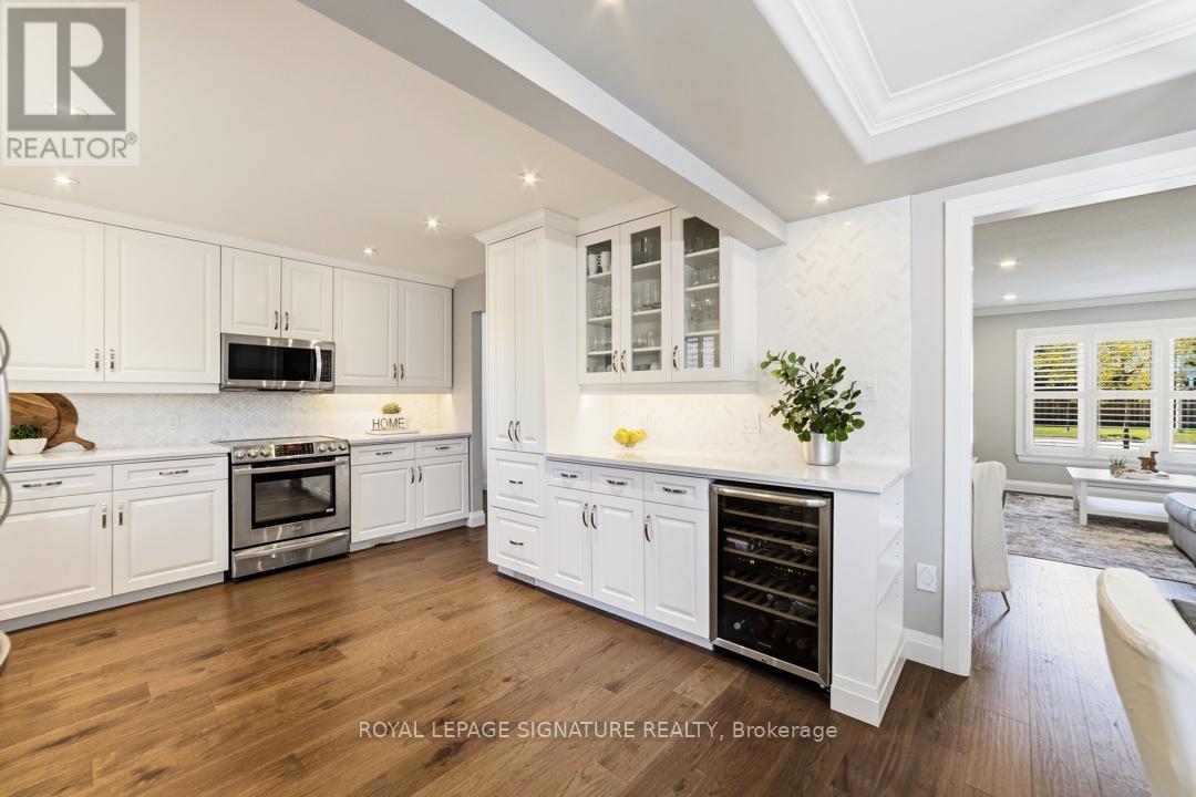 752 LAURIER AVENUE - 11