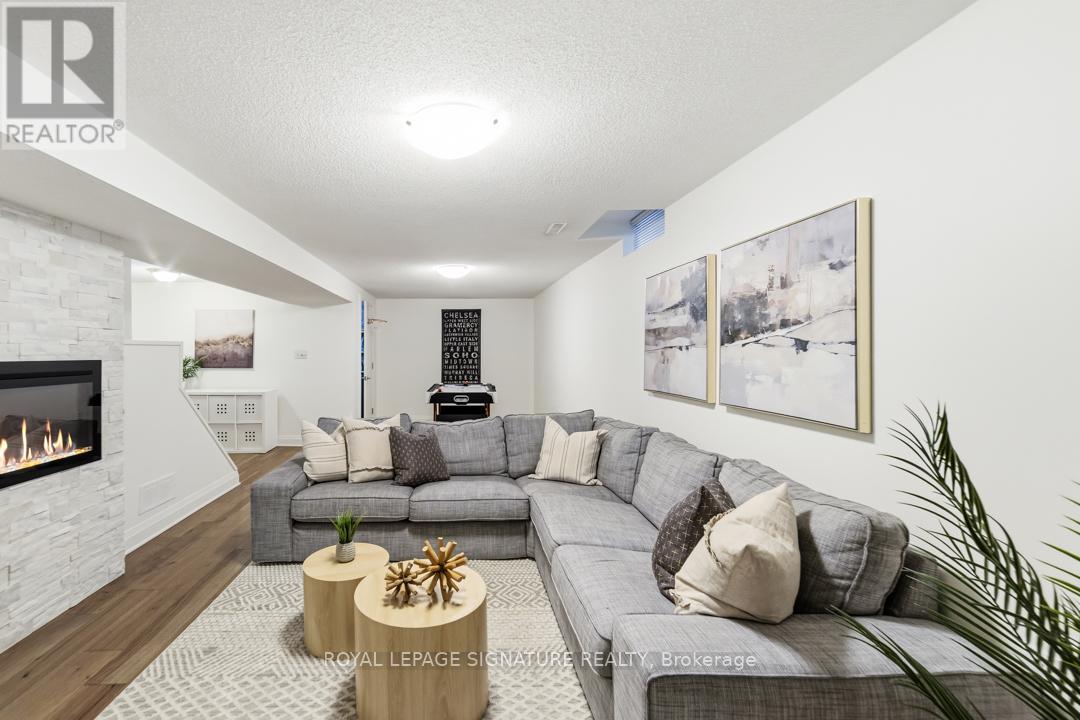 752 LAURIER AVENUE - 31