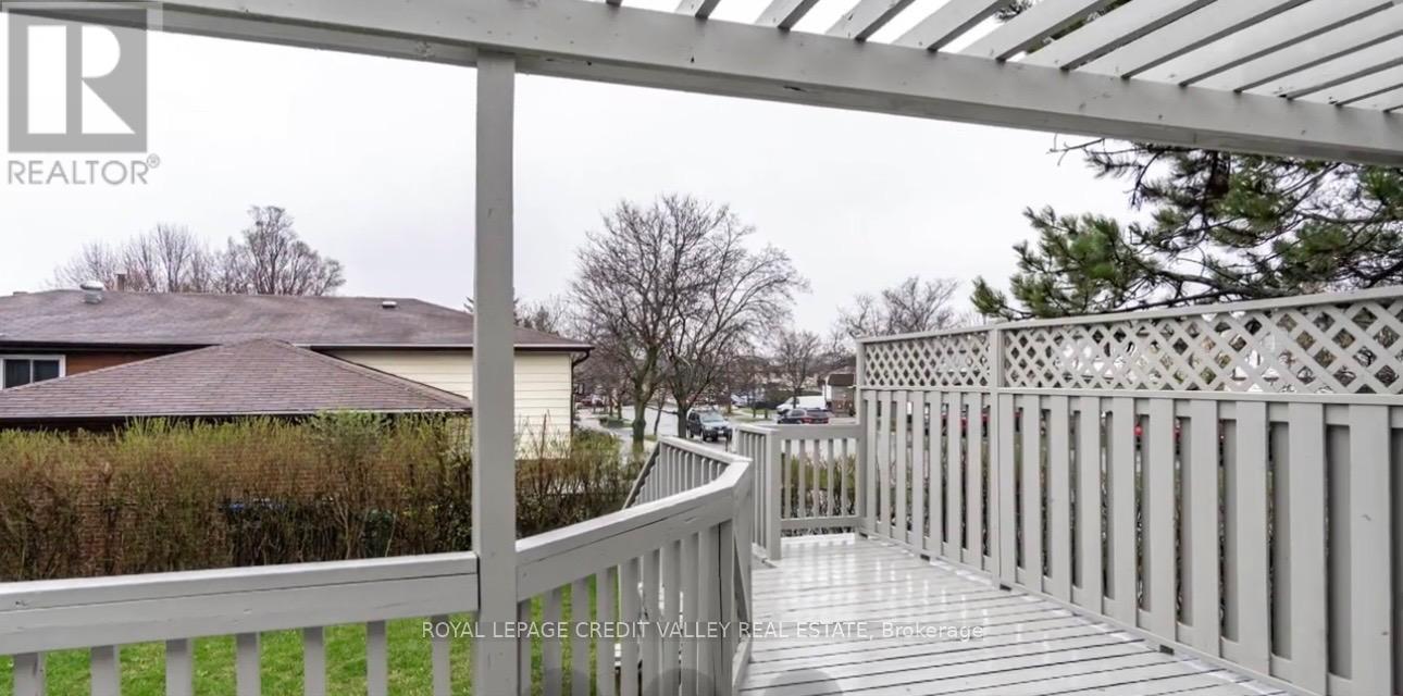 65 ABELL DRIVE - 34