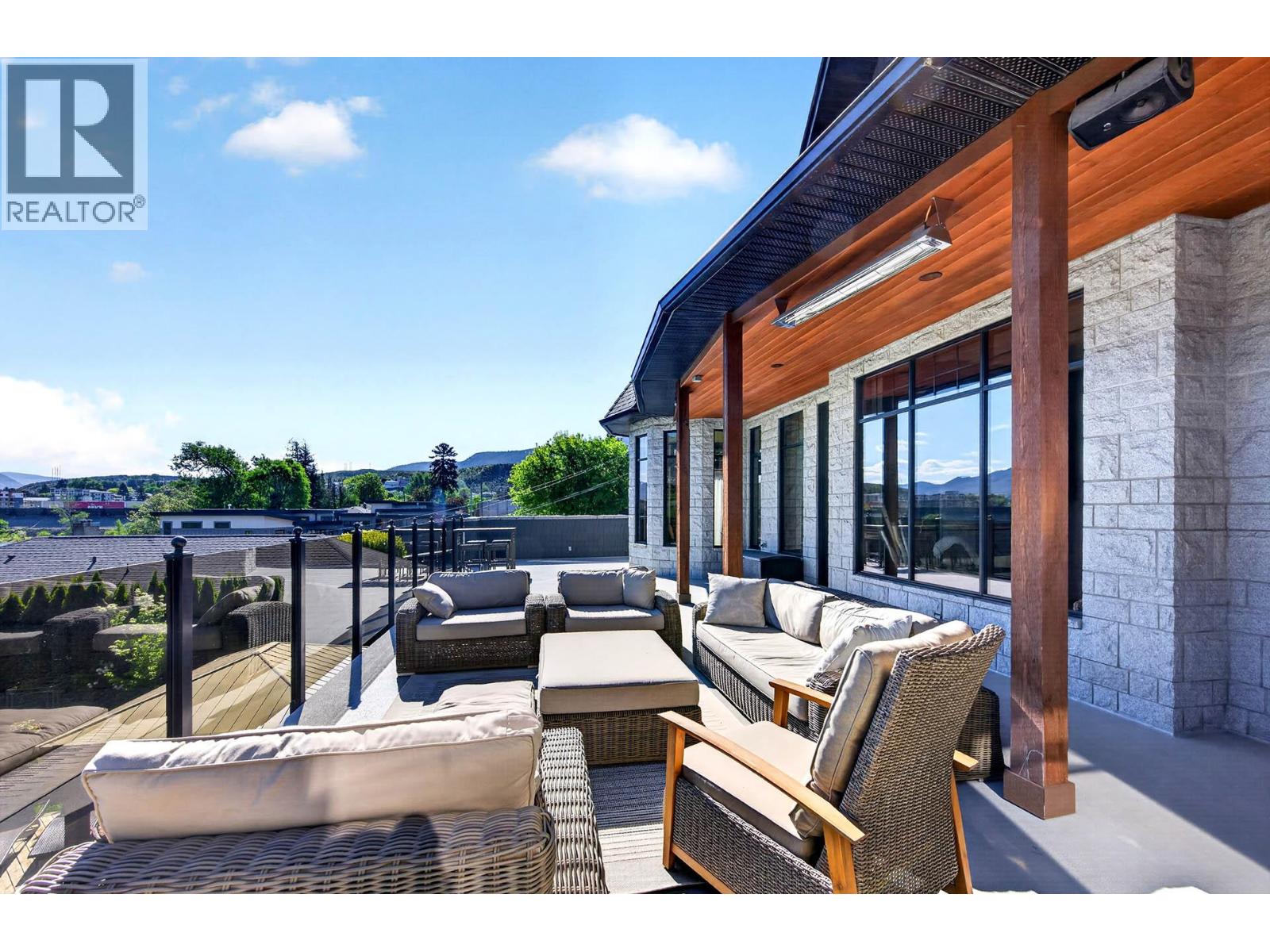 1580 Lorne Street - 43