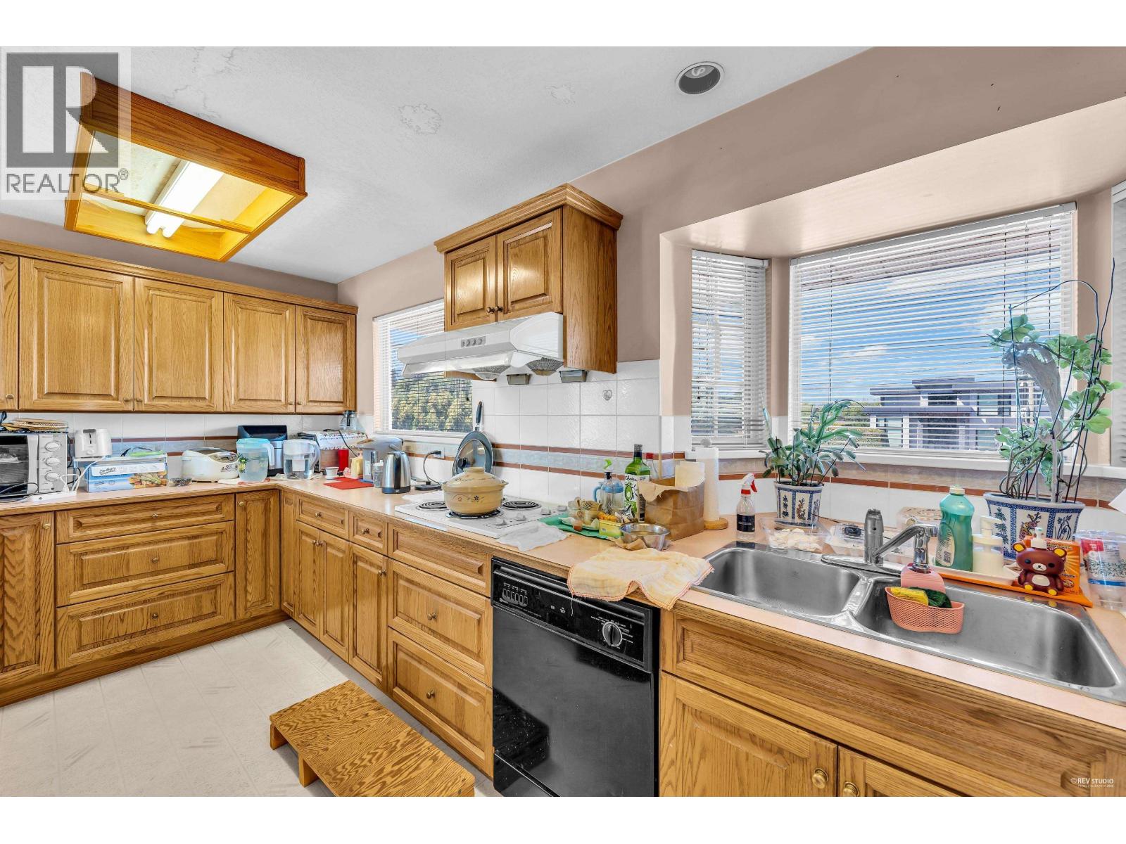 10560 GRANVILLE Avenue, Richmond