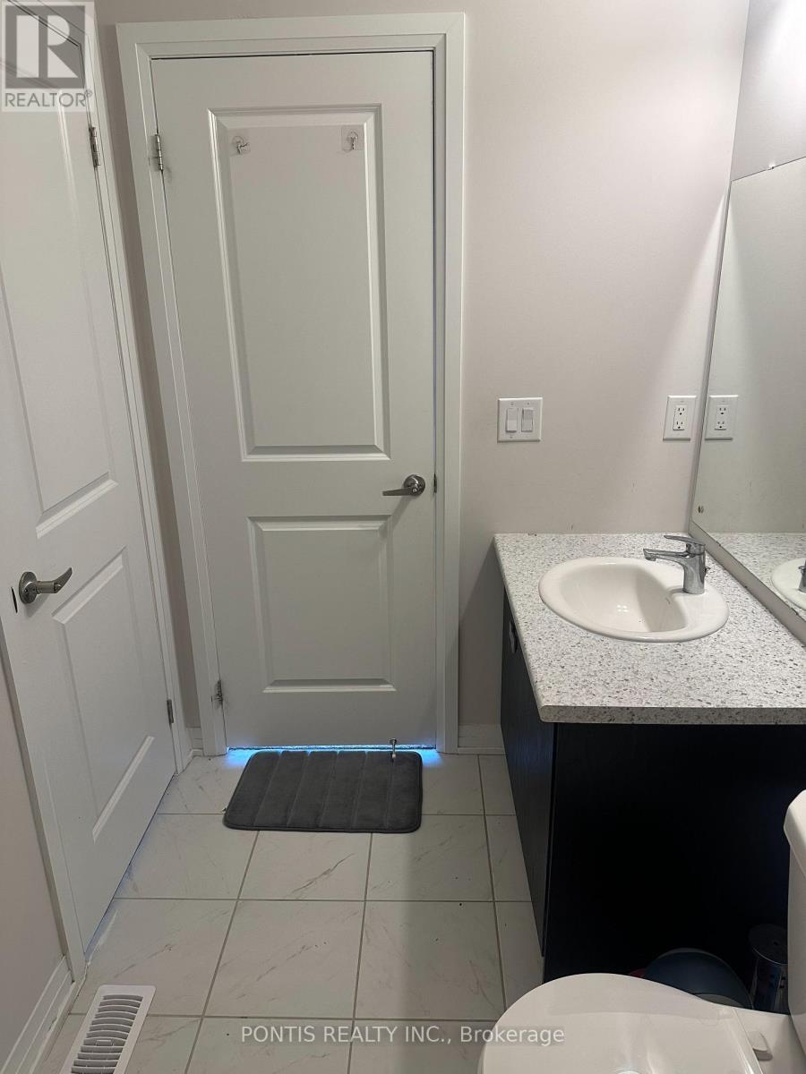 #304 585 COLBORNE STREET E - 16