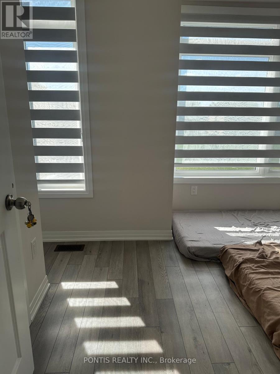 #304 585 COLBORNE STREET E - 27