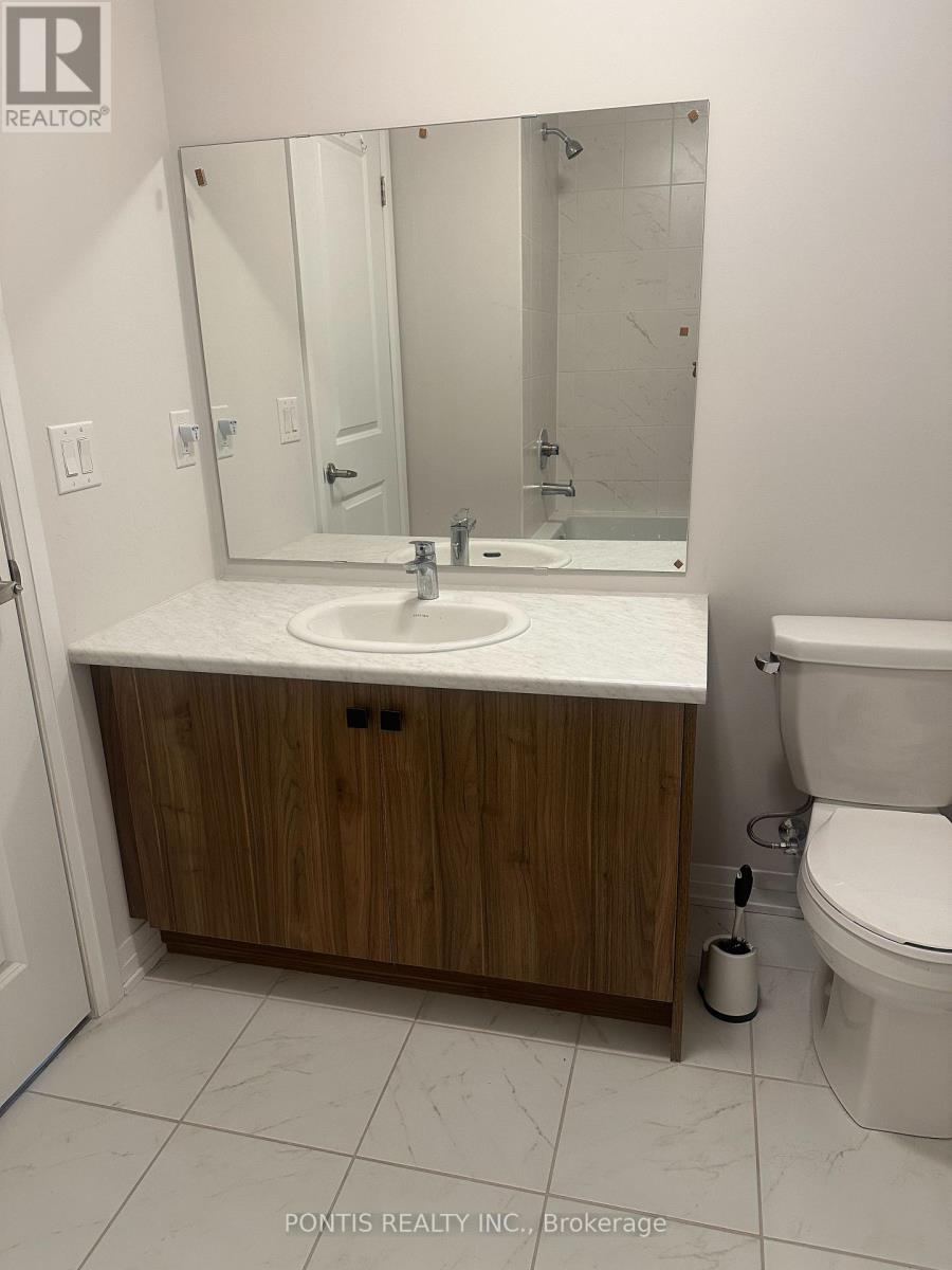 #304 585 COLBORNE STREET E - 30