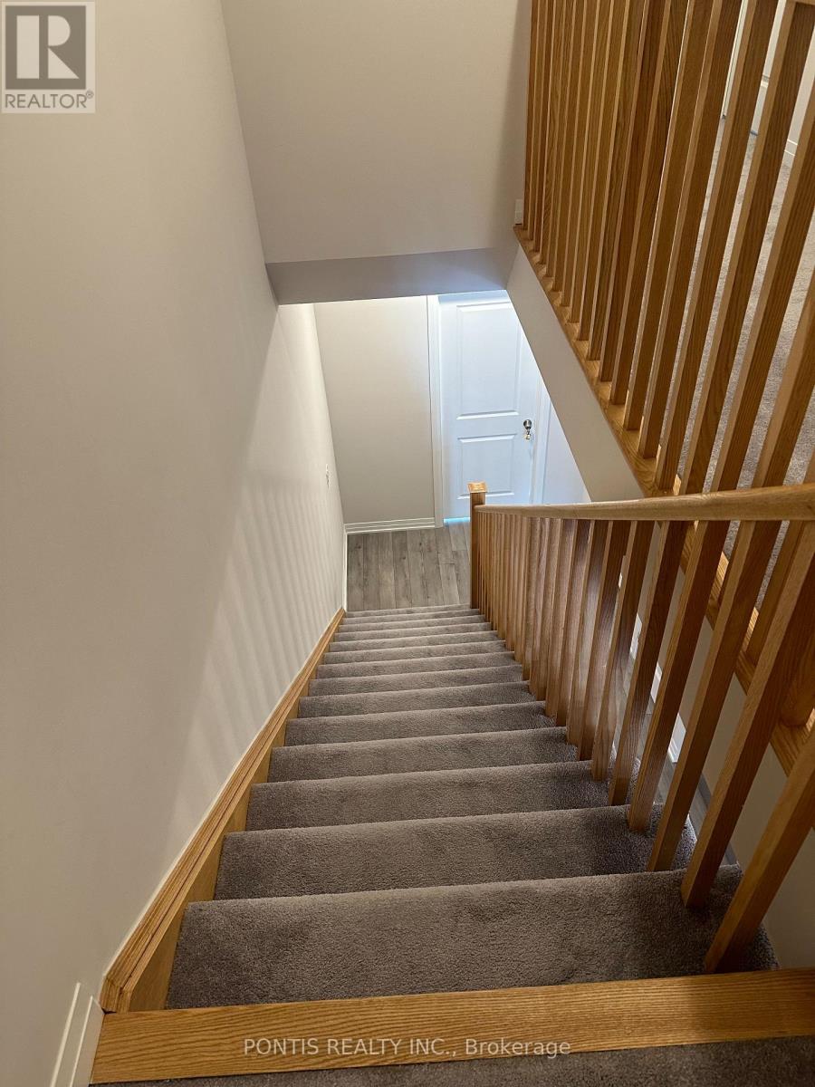 #304 585 COLBORNE STREET E - 4