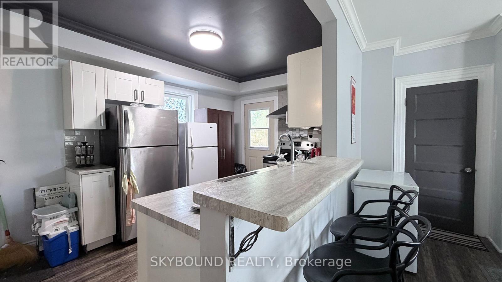 4890 SAINT CLAIR AVENUE - 12