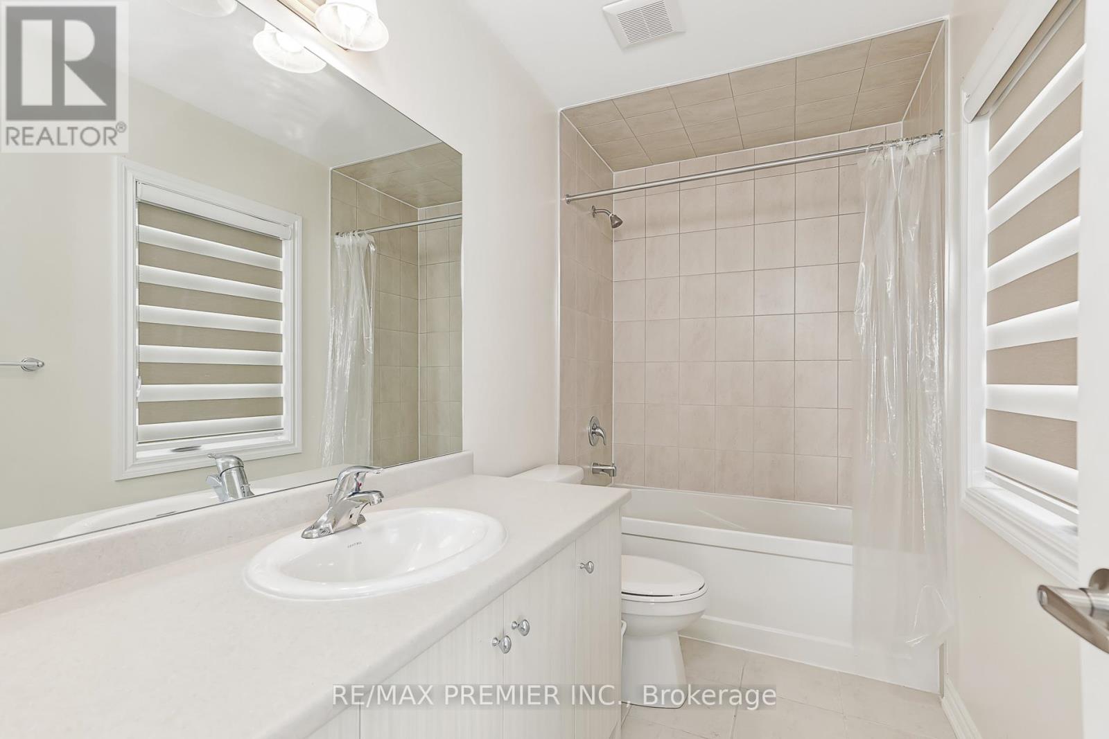 100 STILLWATER CRESCENT - 17