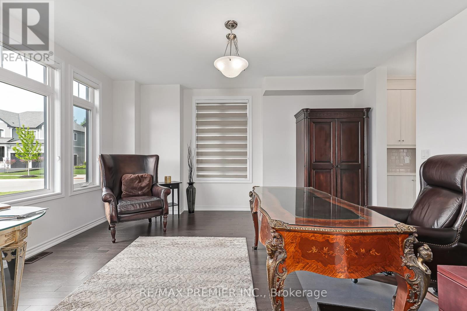 100 STILLWATER CRESCENT - 2