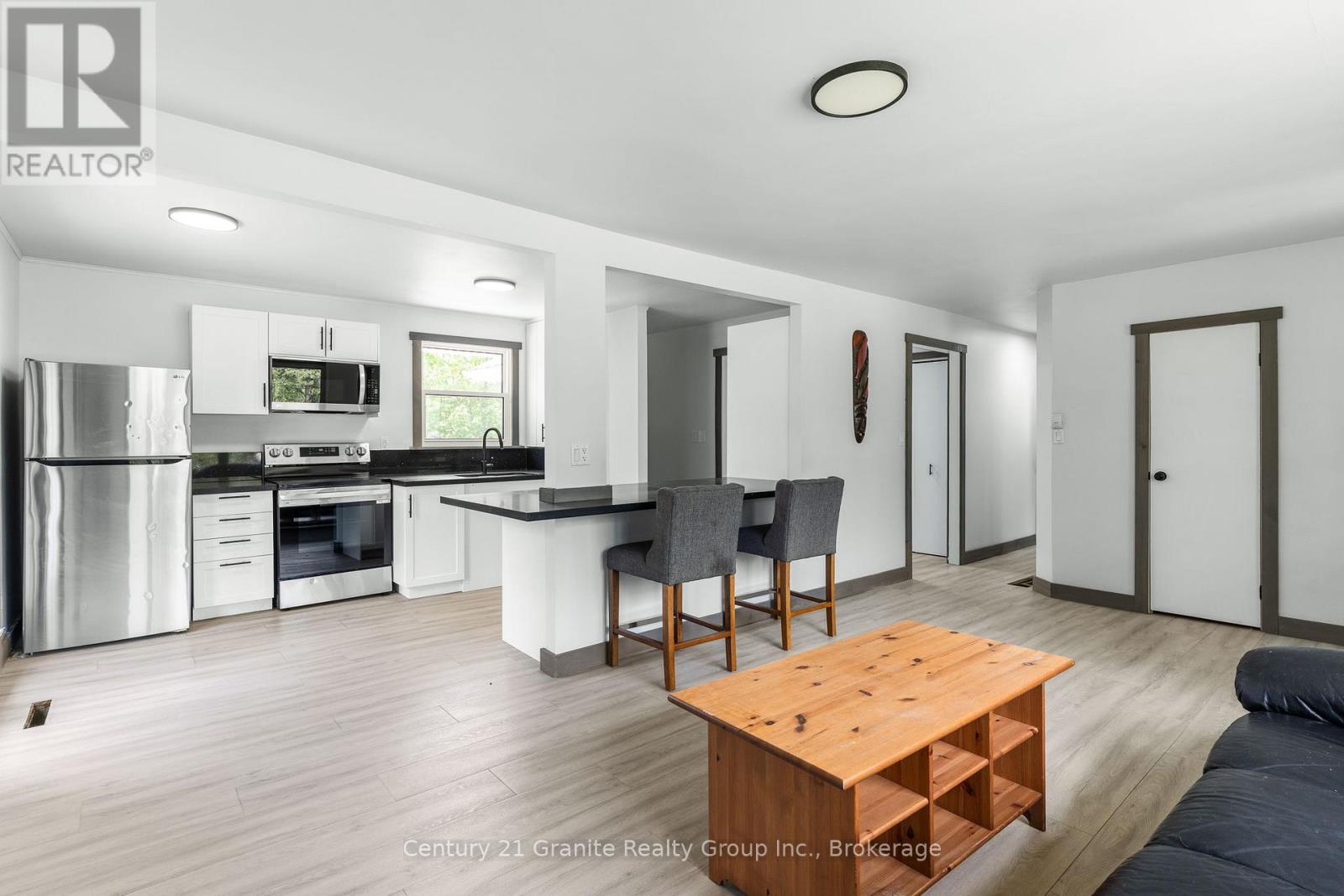 86 WATER STREET - 5