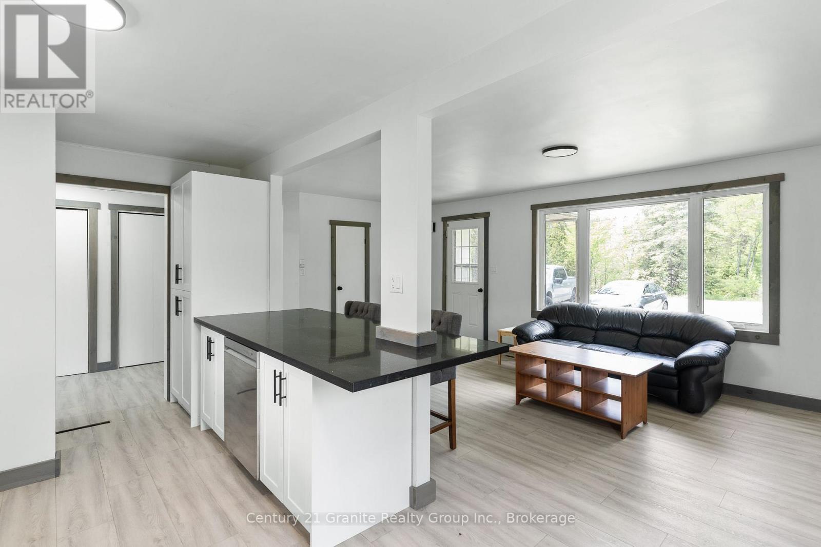 86 WATER STREET - 9