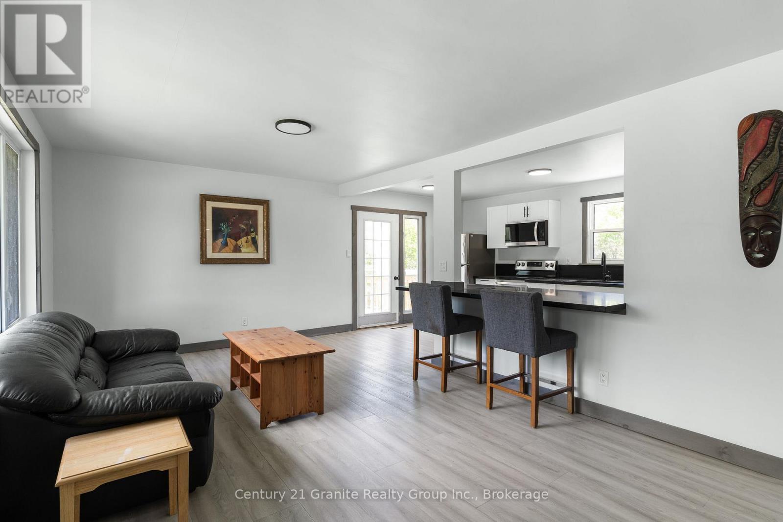 86 WATER STREET - 4