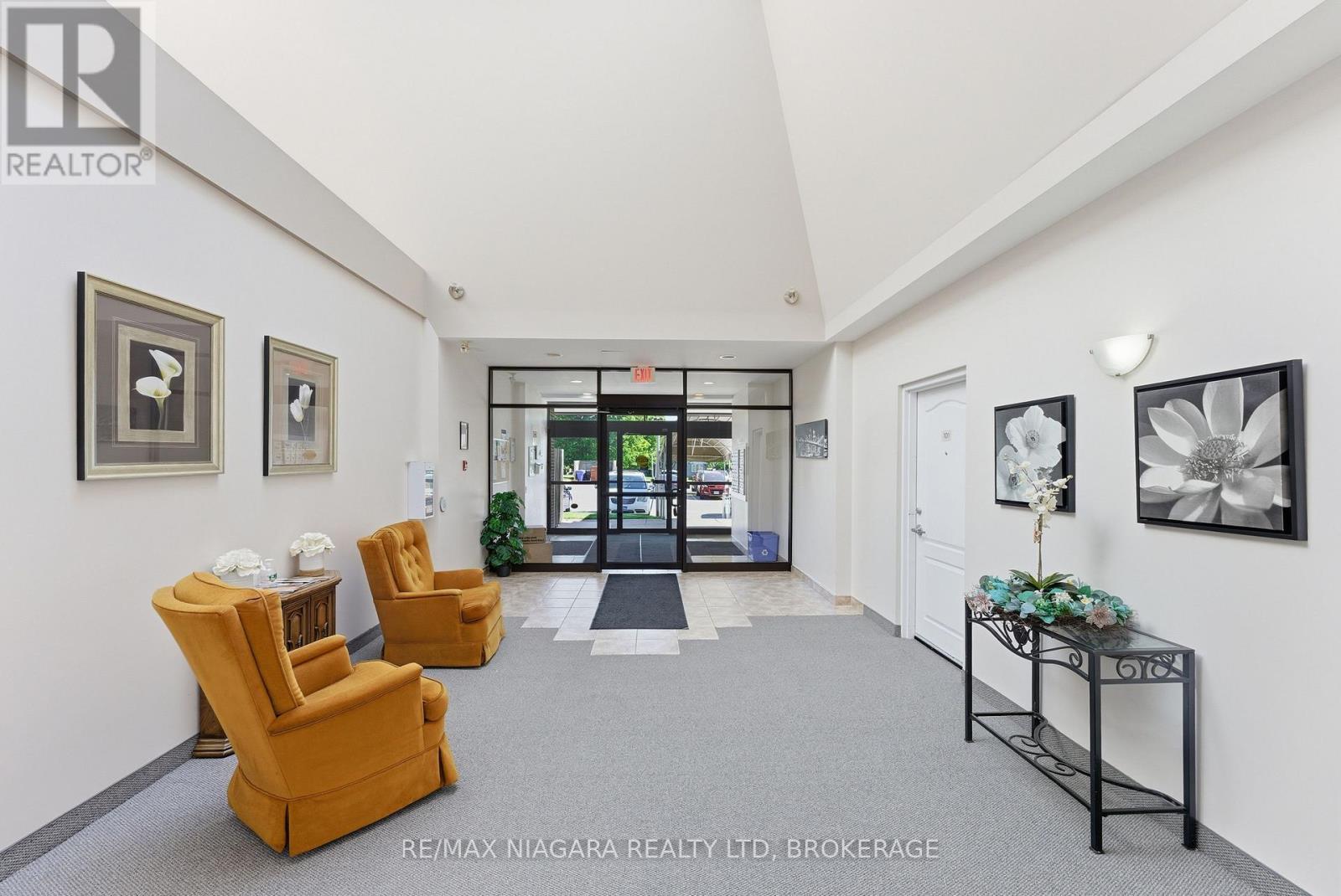 #110 6350 DORCHESTER ROAD - 3