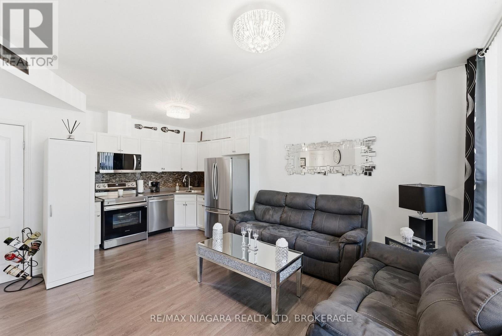 #110 6350 DORCHESTER ROAD - 8