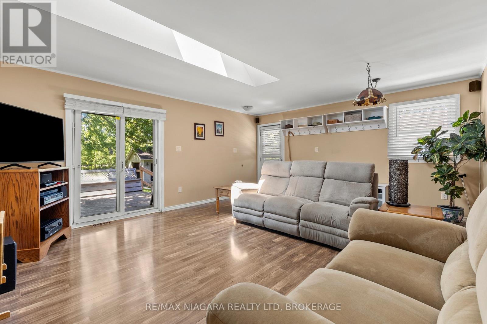 7931 WATSON STREET - 12