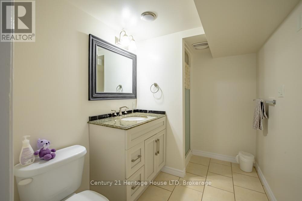 20 BALDWIN CIRCLE - 20