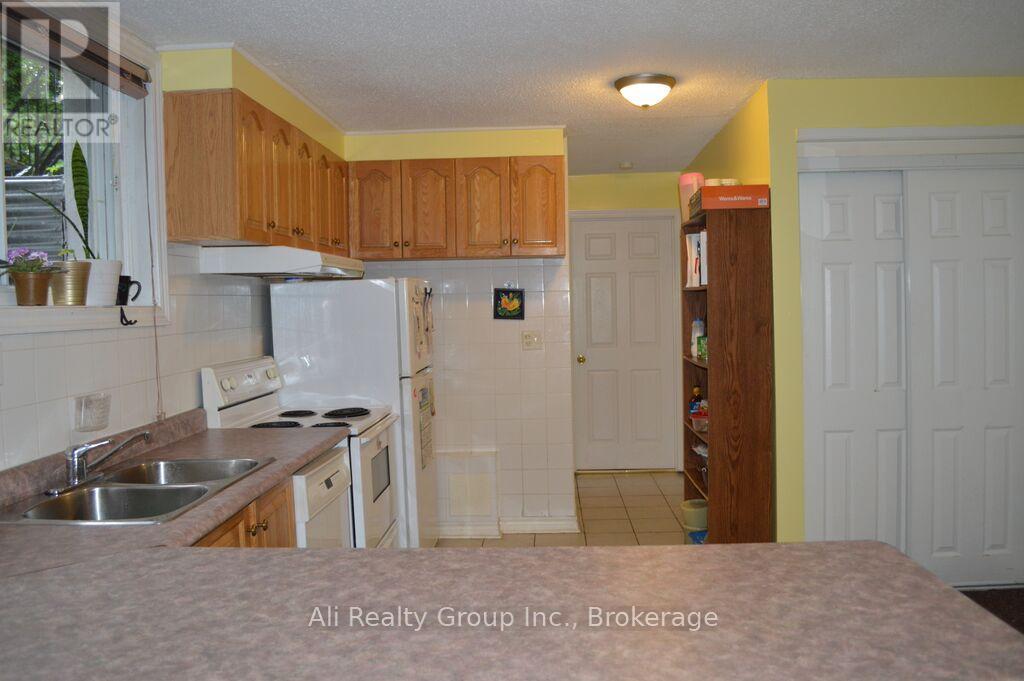 1549 MAXIME STREET - 8