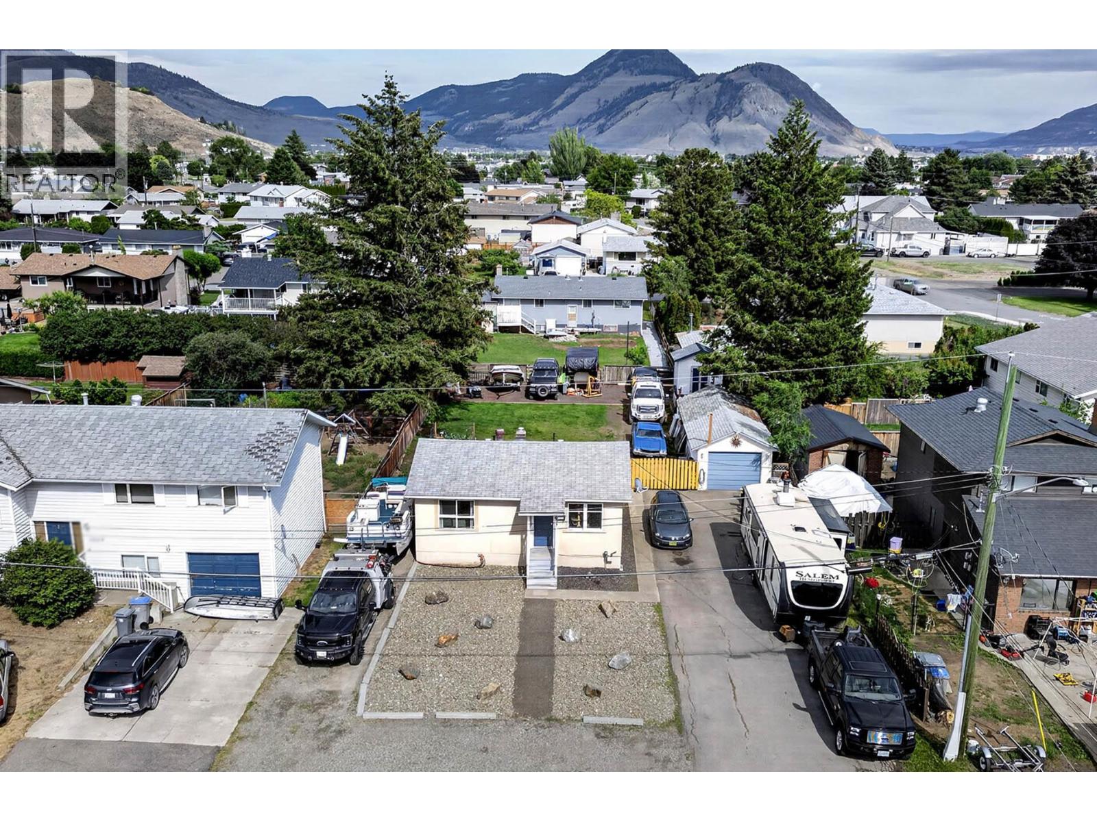 1023 Laroque Street - 19