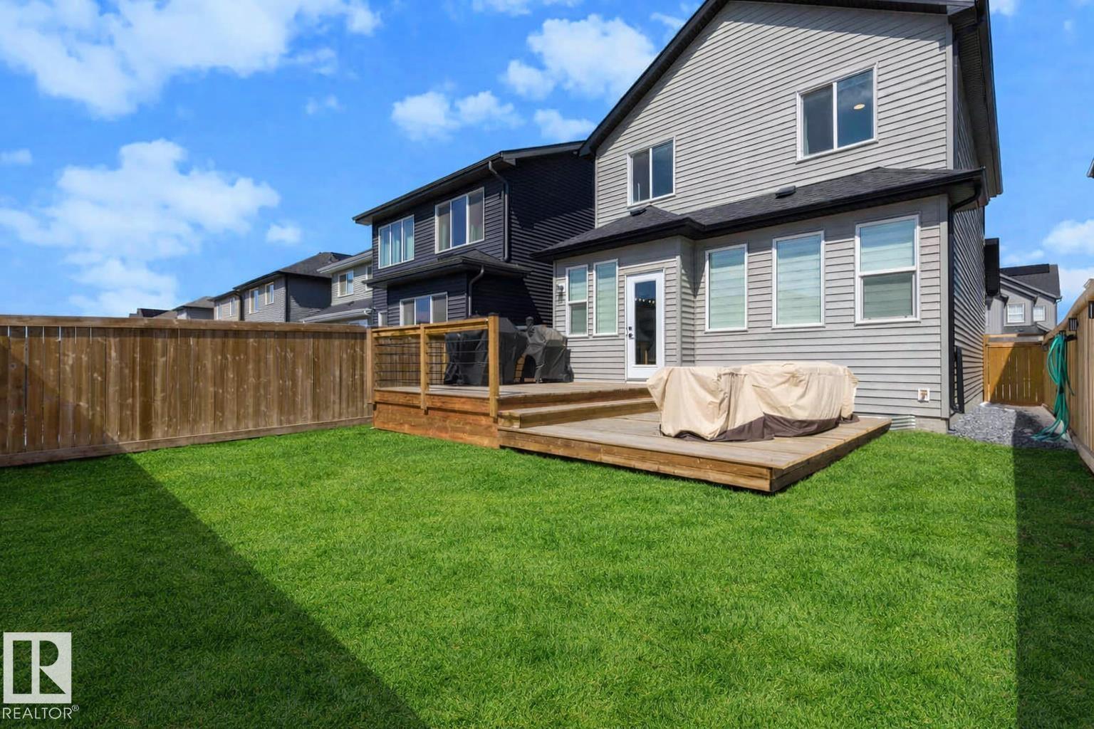 11987 34 AV SW - 23