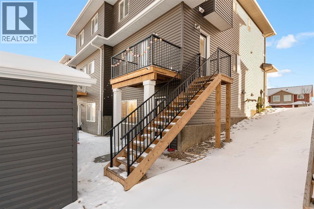 224 River Heights Drive, Cochrane