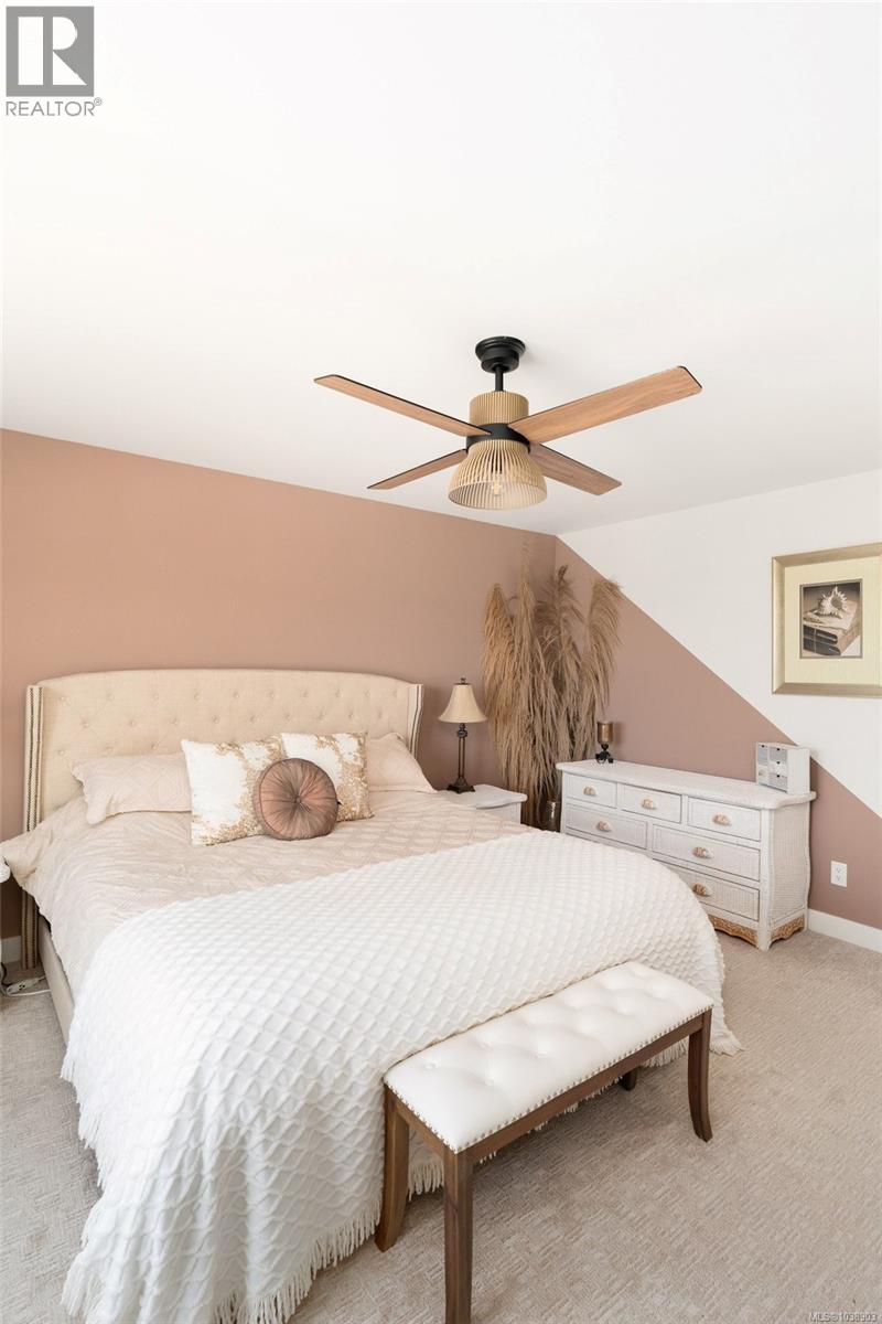 3387 Ryder Hesjedal Way - 21