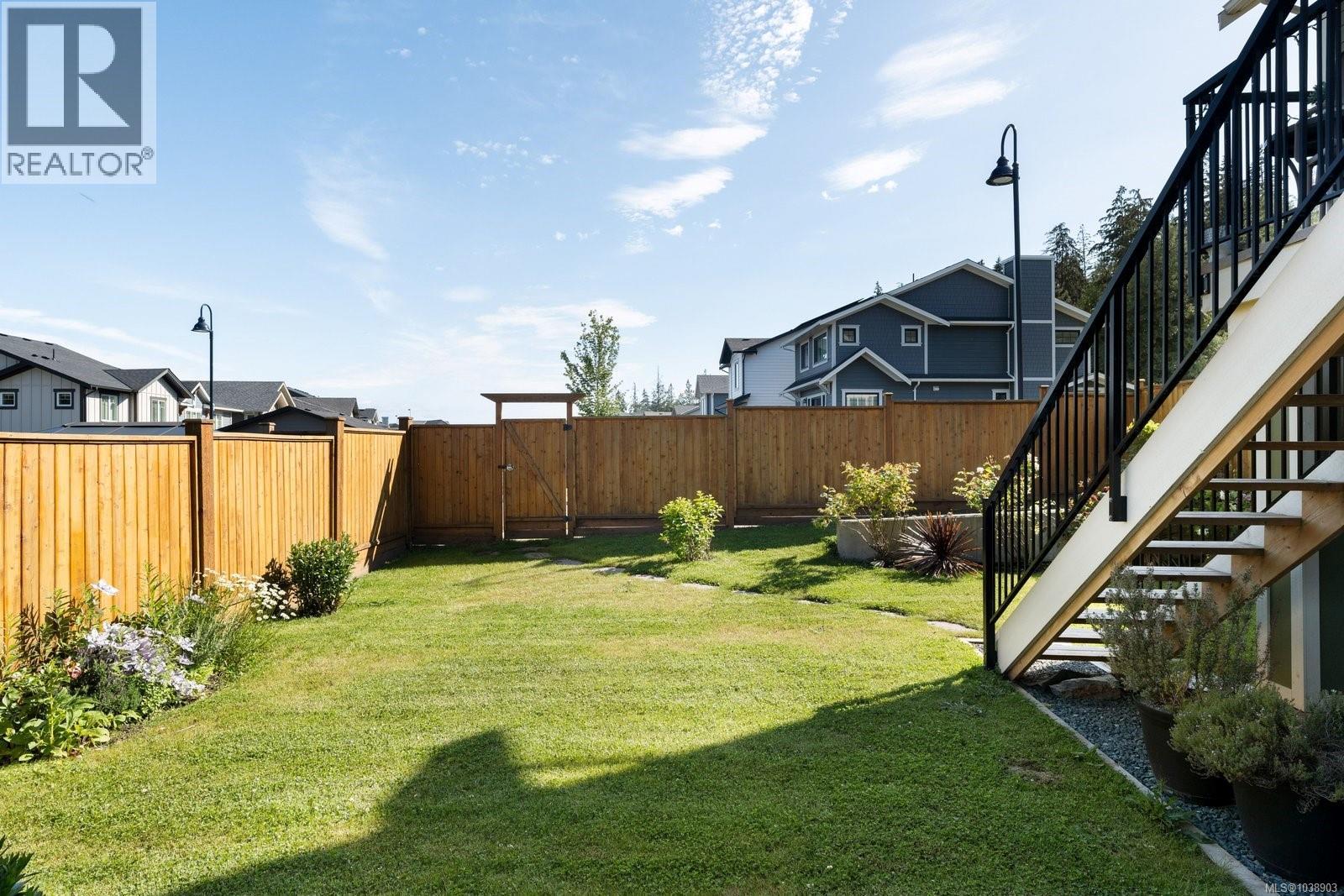3387 Ryder Hesjedal Way - 40