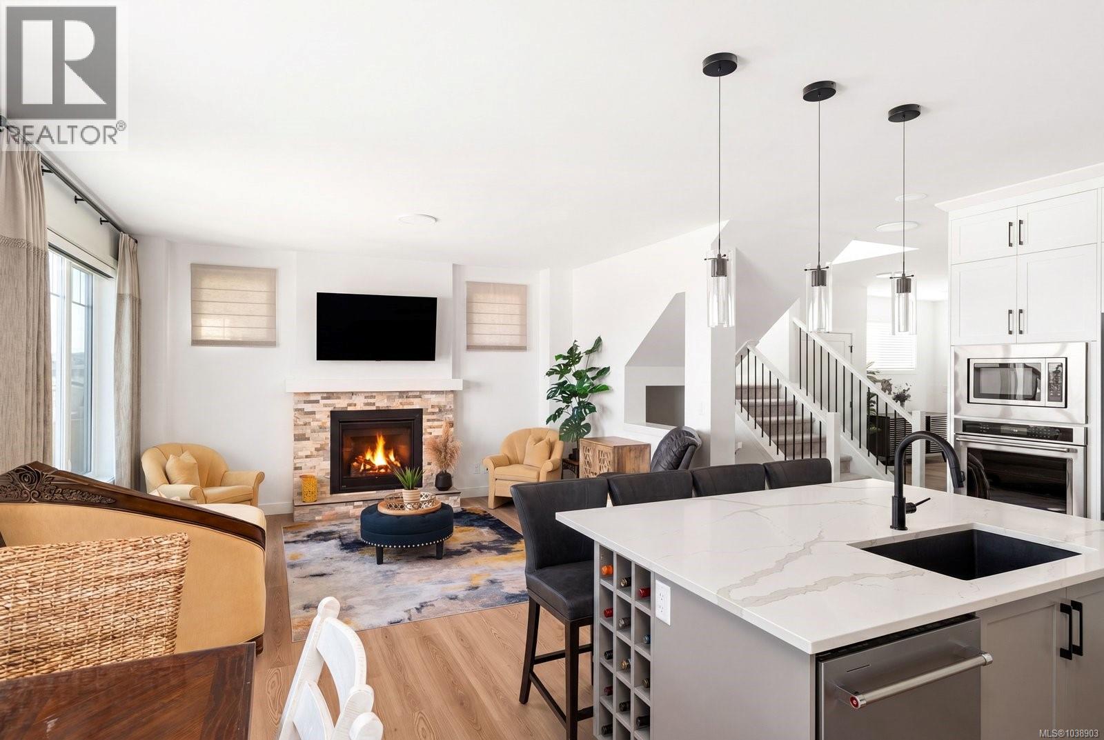 3387 Ryder Hesjedal Way - 6