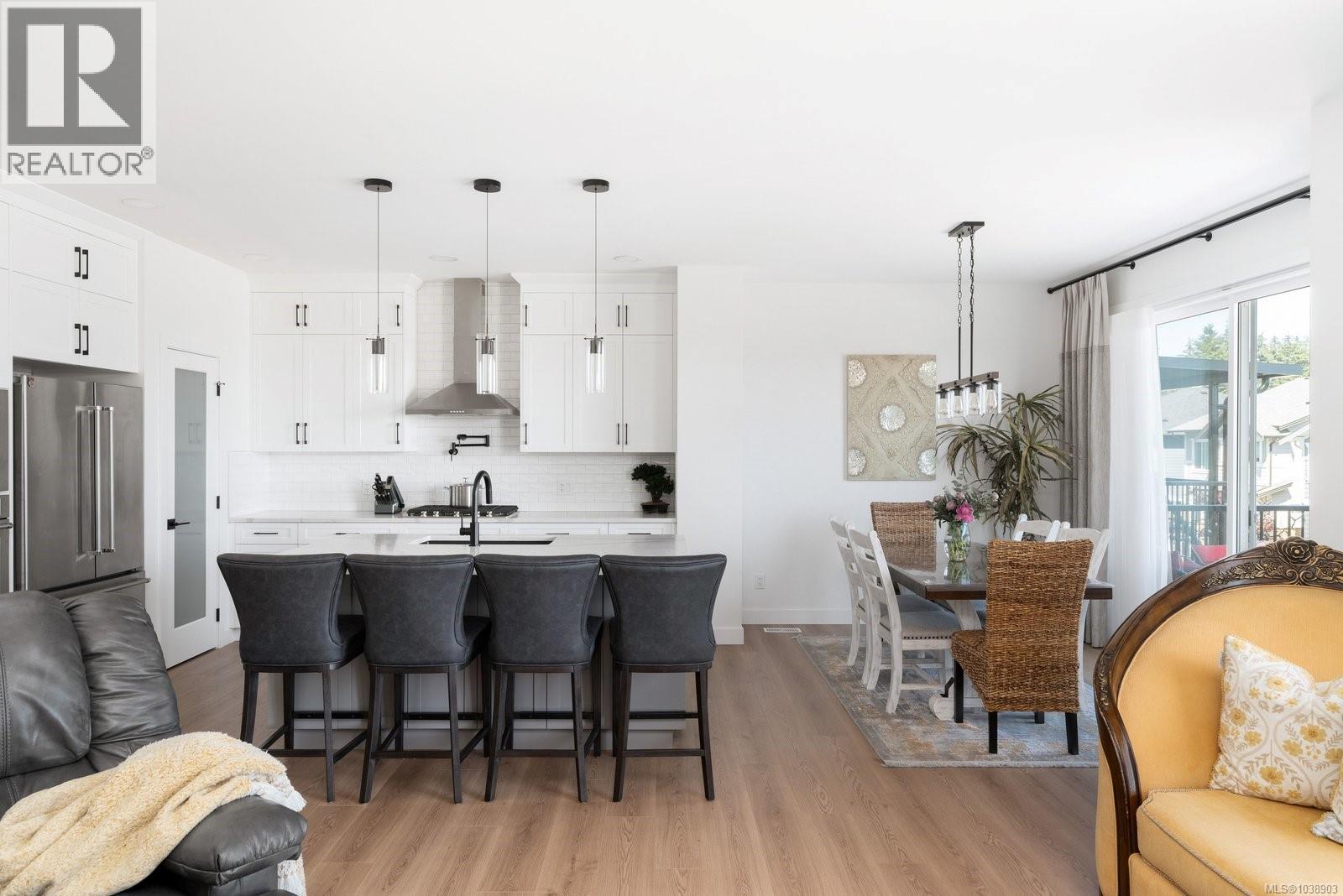 3387 Ryder Hesjedal Way - 9