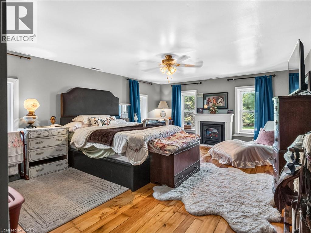 4750 SHERKSTON Road - 17