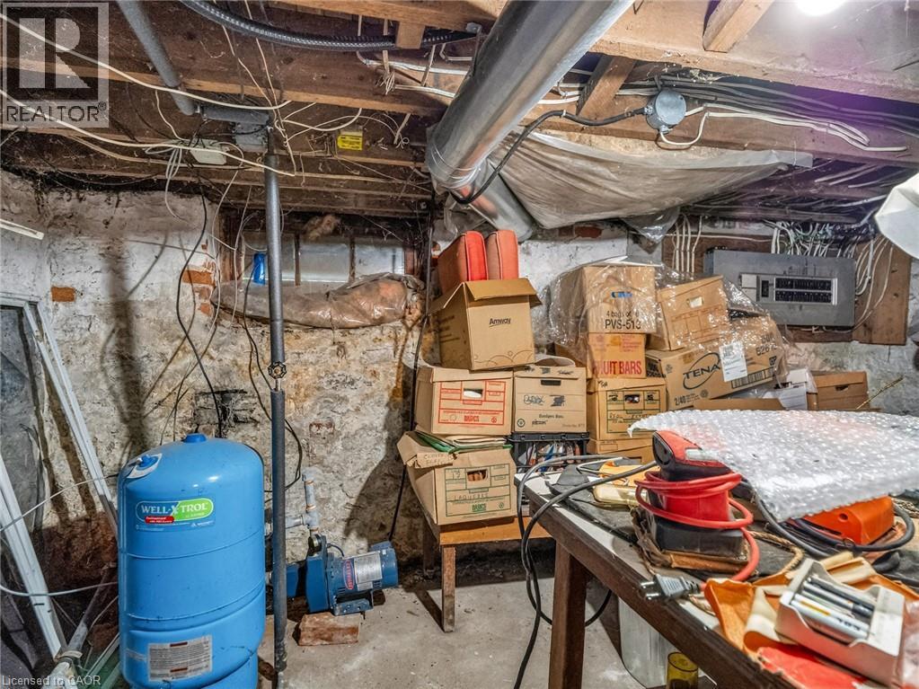 4750 SHERKSTON Road - 22
