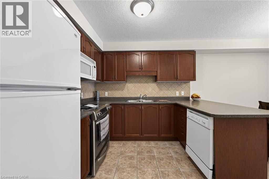 33 WILLOW Lane - 10