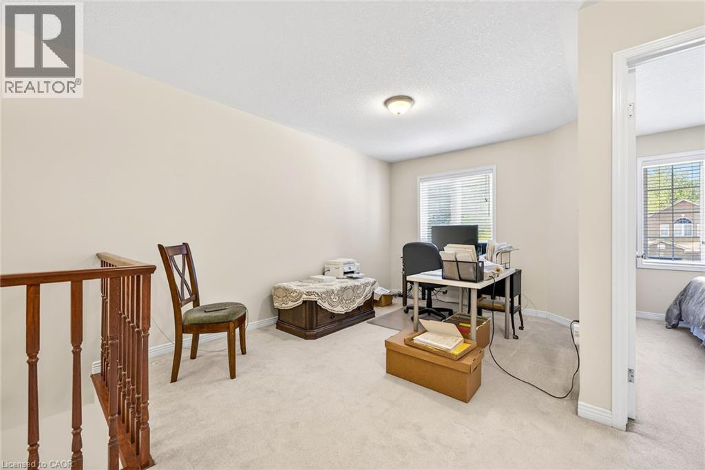 33 WILLOW Lane - 31