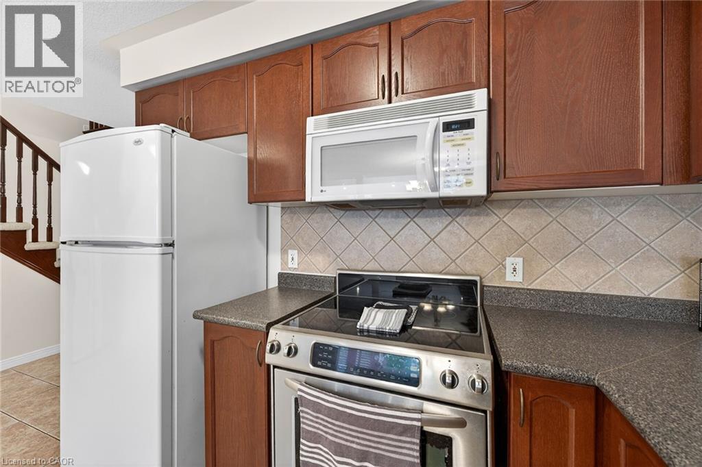 33 WILLOW Lane - 9