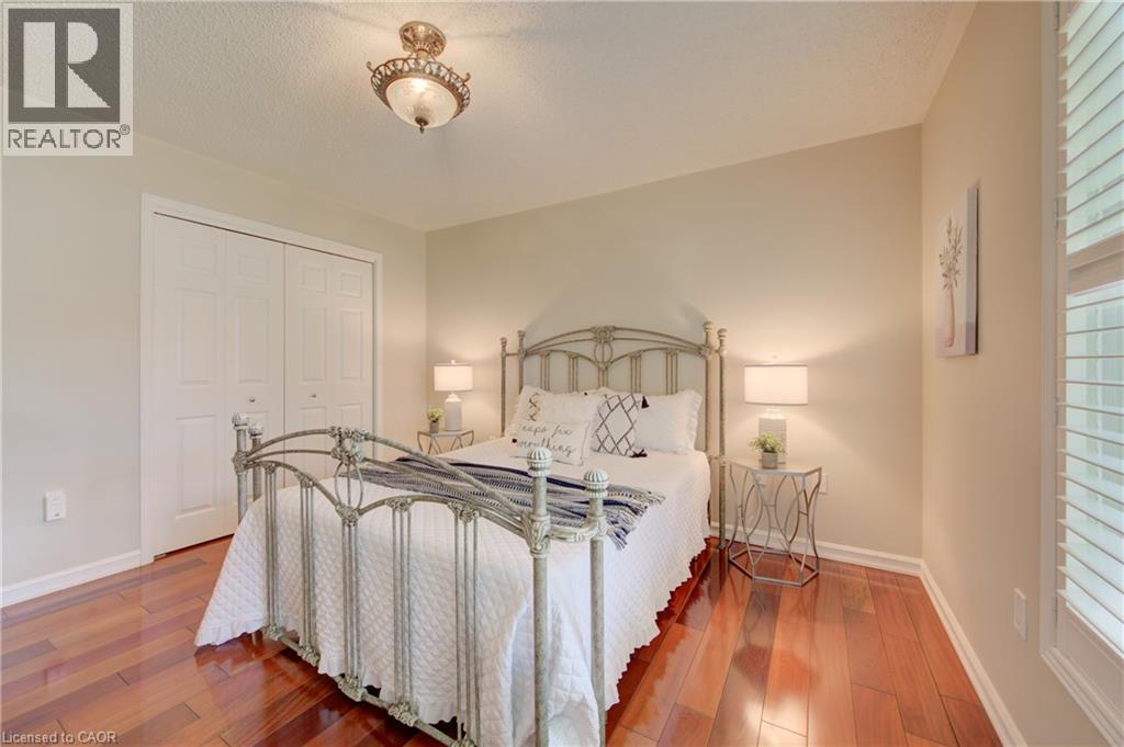 137 WESLEY Crescent - 24