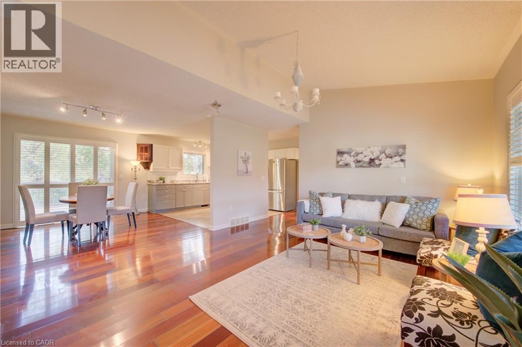 137 WESLEY Crescent - 8