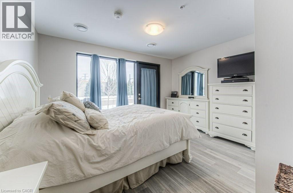 #107 5 WAKE ROBIN Drive - Image 26