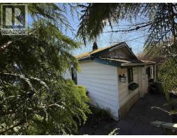 609 Glen Road, Gibsons, BC V0N1V9 Photo 7