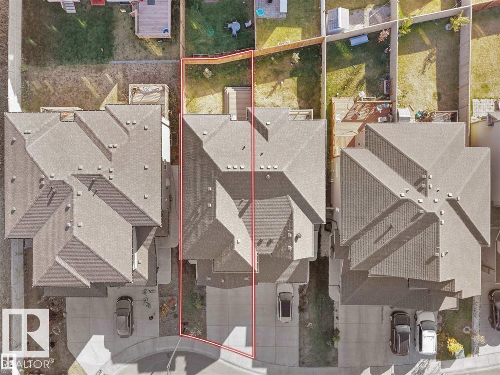 207 41 AV NW - 42