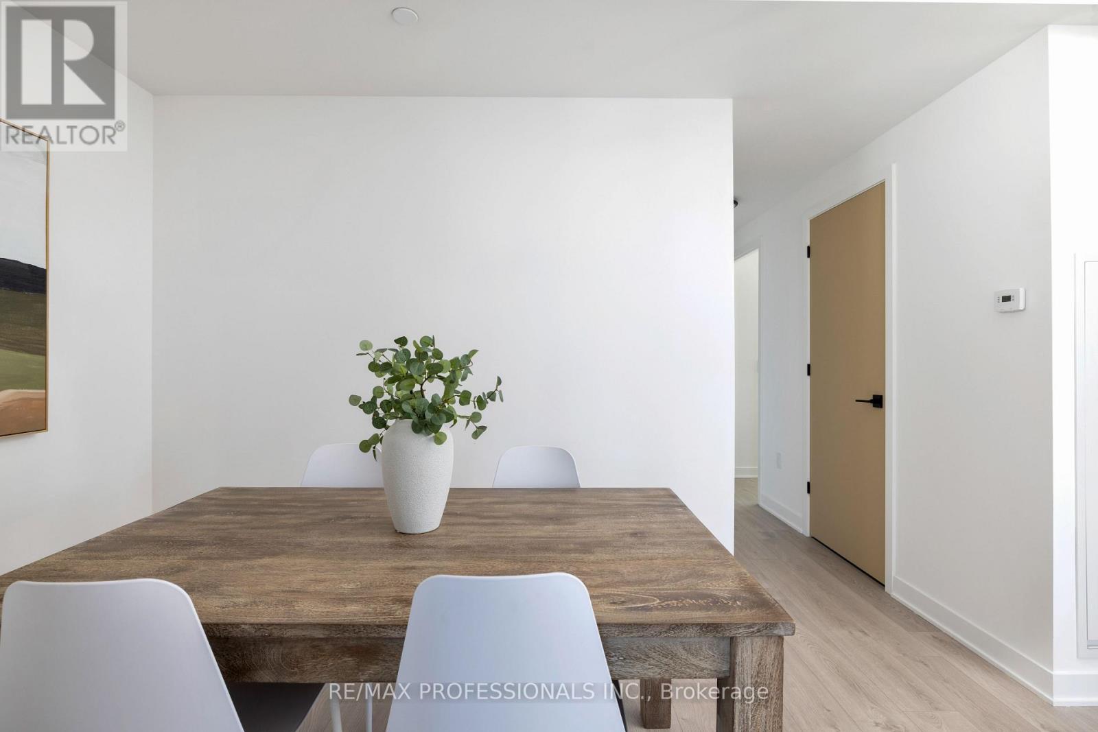 #3009 36 ZORRA STREET - 25
