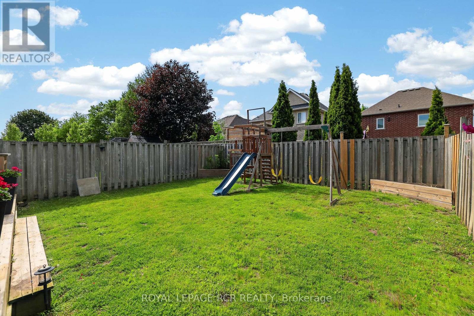 57 BOLSTER LANE - 31