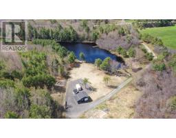 9374 Highway 8, Caledonia, NS B0T1B0 Photo 13
