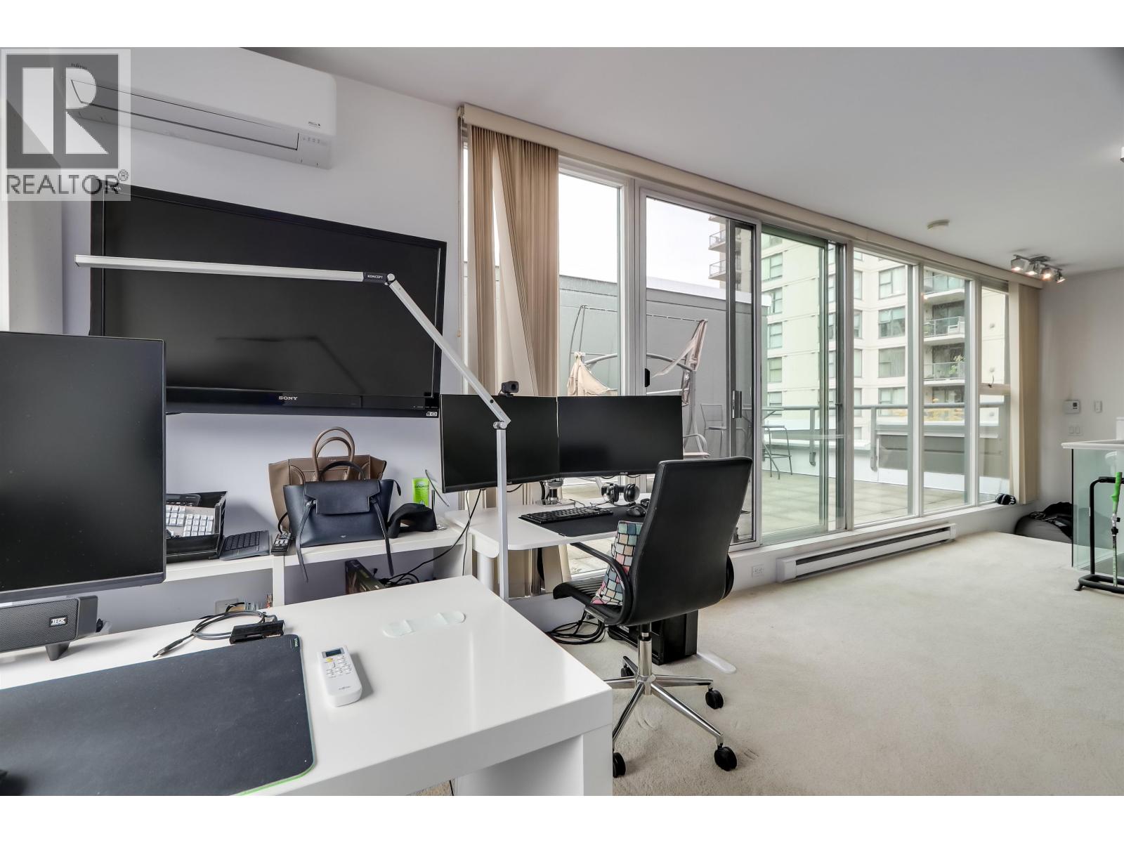 1405 W 7TH AVENUE, Vancouver