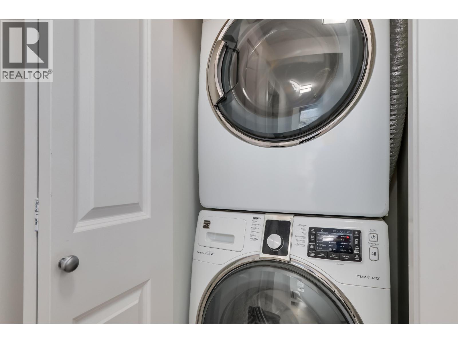 1405 W 7TH AVENUE, Vancouver