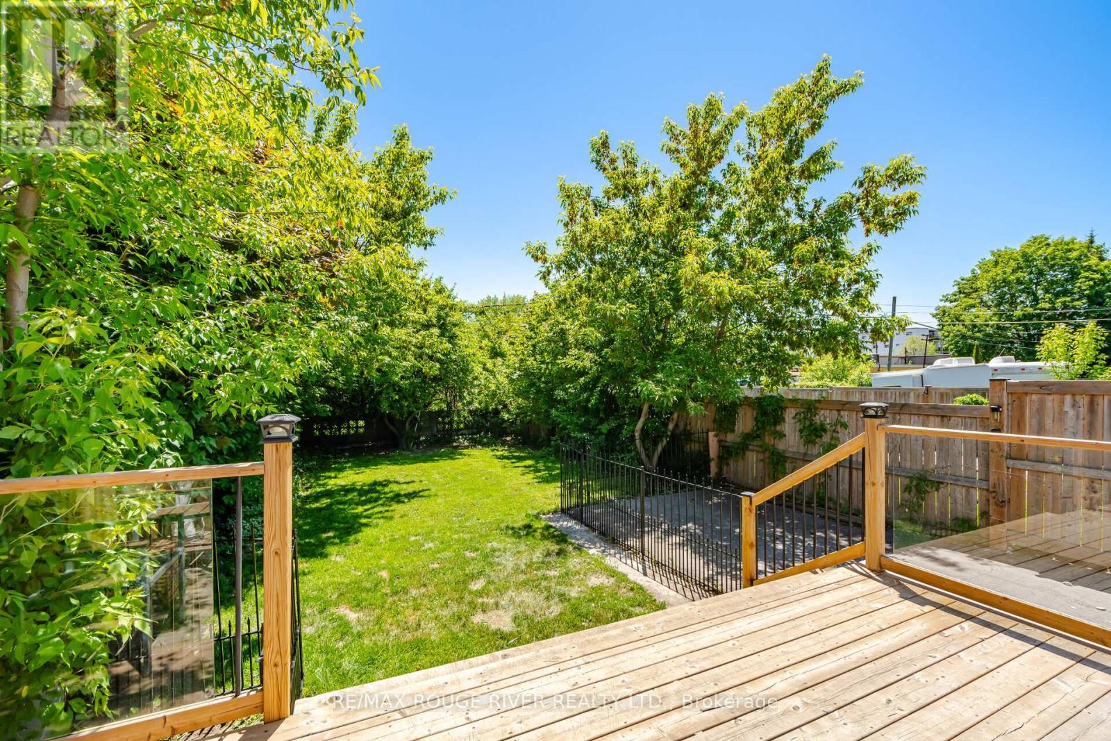 243 QUEBEC STREET - 24