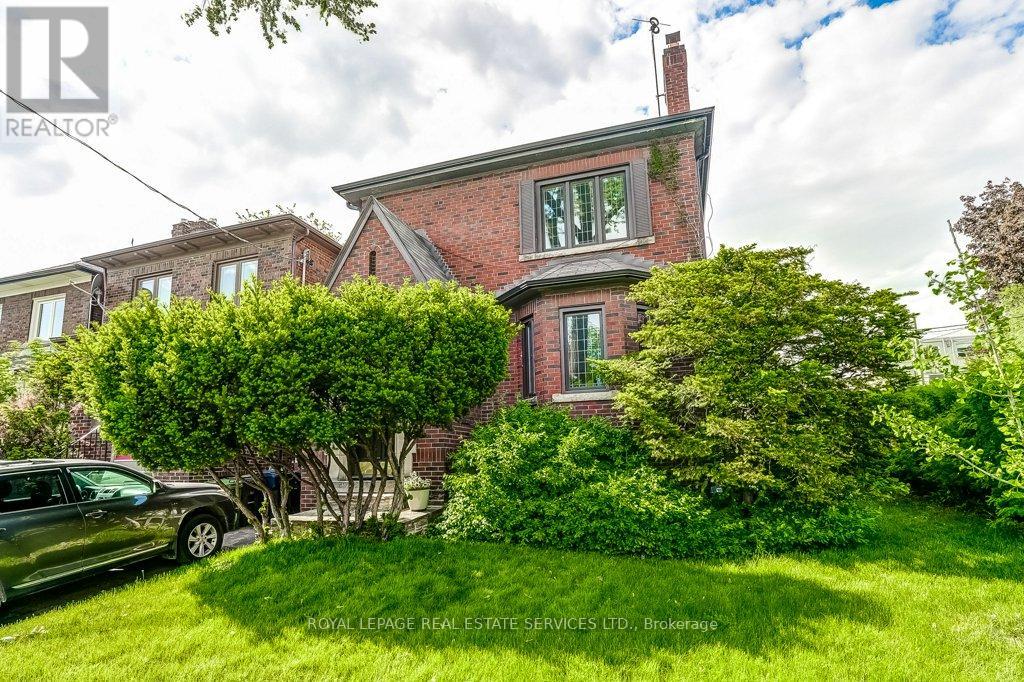 2 LARKIN AVENUE - 1