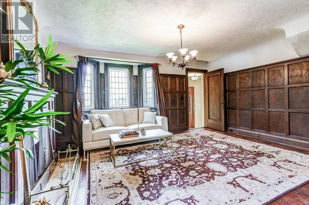 2 LARKIN AVENUE - 10